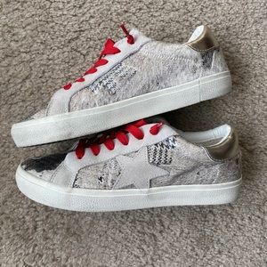 Steve Madden Sneakers-Sz 8